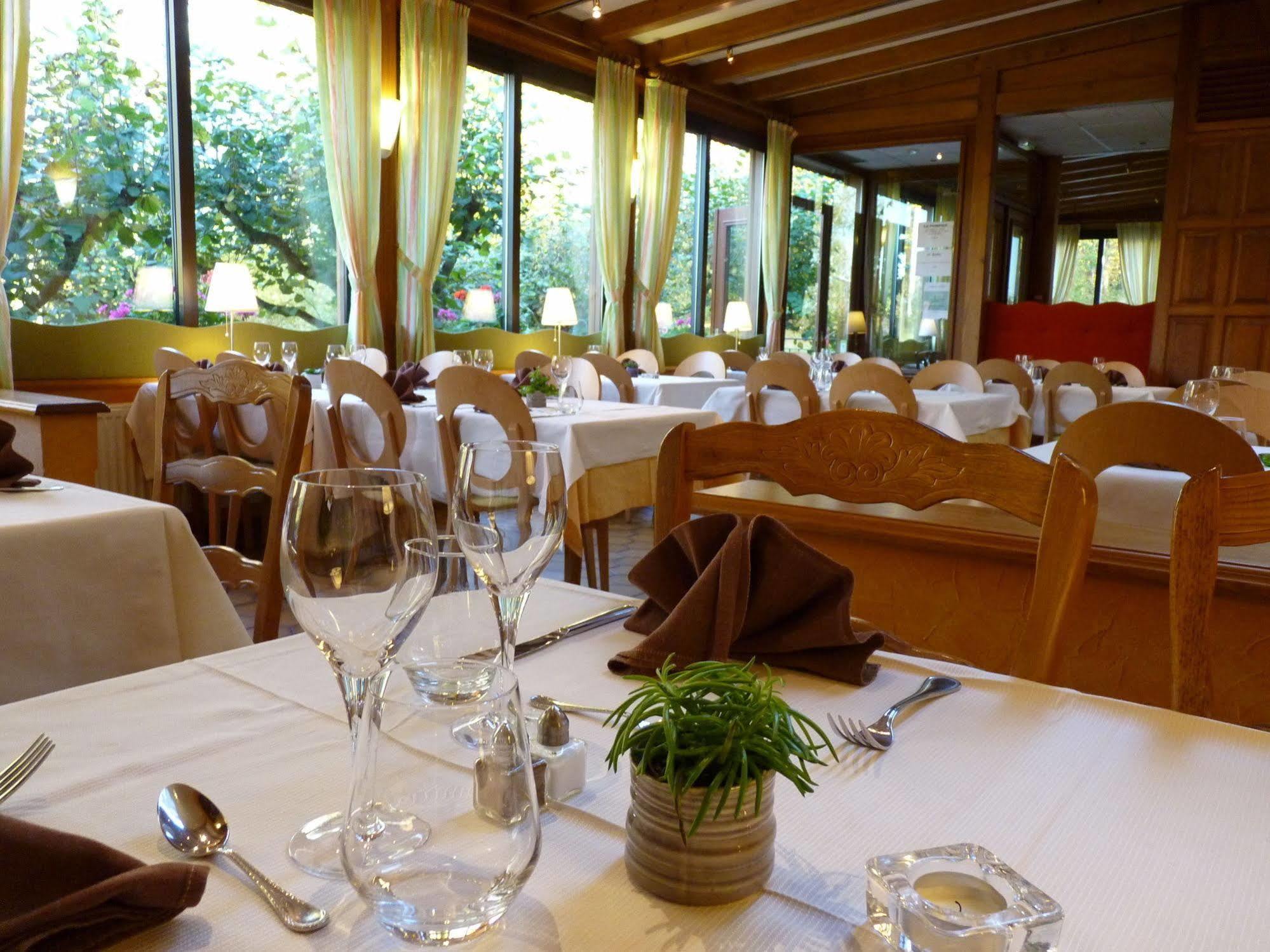 Logis Hotel Notre-Dame De Bonne Fontaine Danne-et-Quatre-Vents Dış mekan fotoğraf